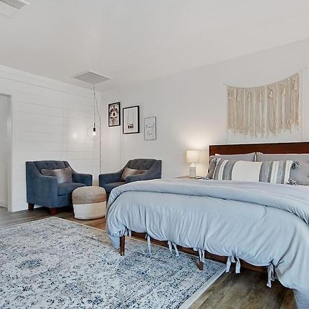 Couples Studio 1 W Full Kitchen Apartment Oakhurst Bagian luar foto