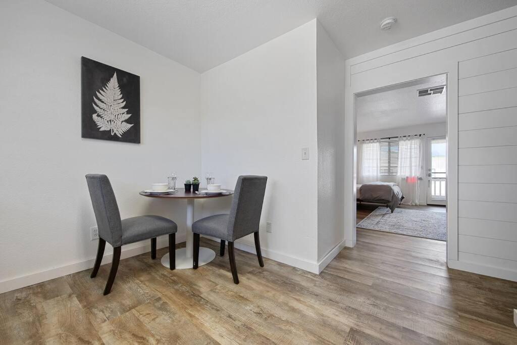 Couples Studio 1 W Full Kitchen Apartment Oakhurst Bagian luar foto